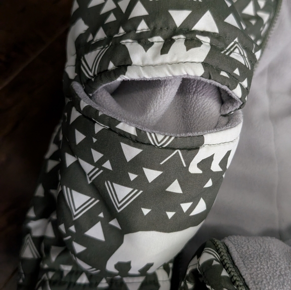 Cozy Bear Print Baby Snowsuit - Picture 8 of 9